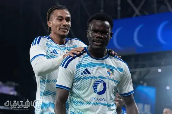 نيوم يحقق المفاجأة ويتغلب على الهلال بثنائية في دوري روشن السعودي للمحترفين