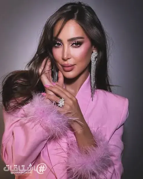 المغربية بسمة بوسيل تروّج لأغنيتها الجديدة