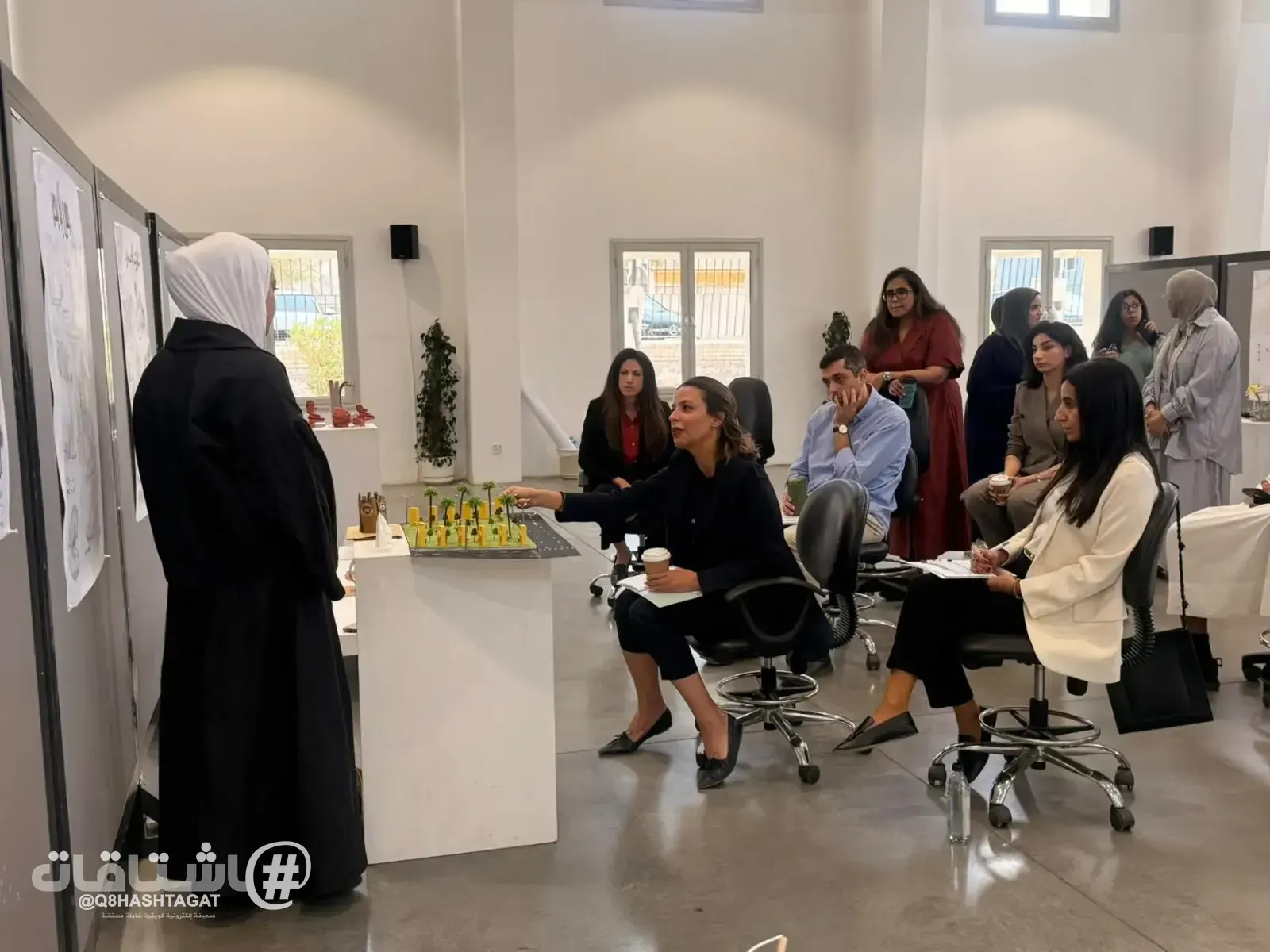 طلبة كلية العمارة يعرضون مشاريعهم لتصميم نصب تذكاري وطني بالتعاون مع الشركة الكويتية للاستثمار