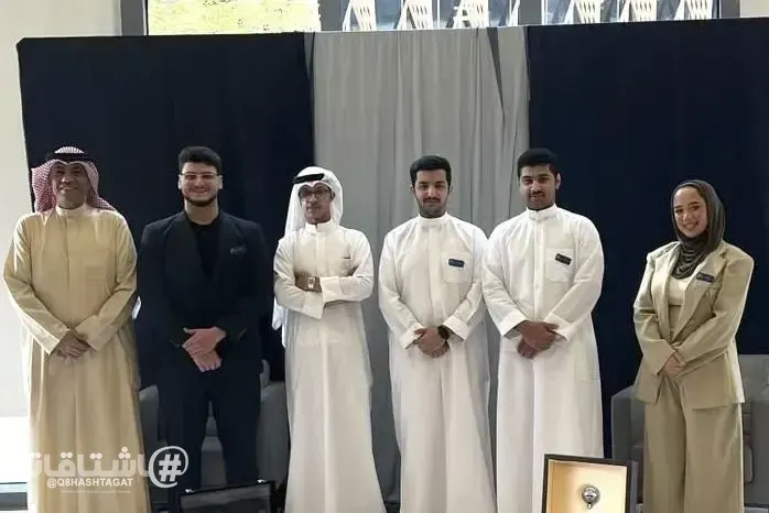 نادي الإدارة العامة بكلية العلوم الإدارية يستعرض تجربة الطالب عبدالعزيز القلاف في ريادة الأعمال بمجال الساعات الكلاسيكية