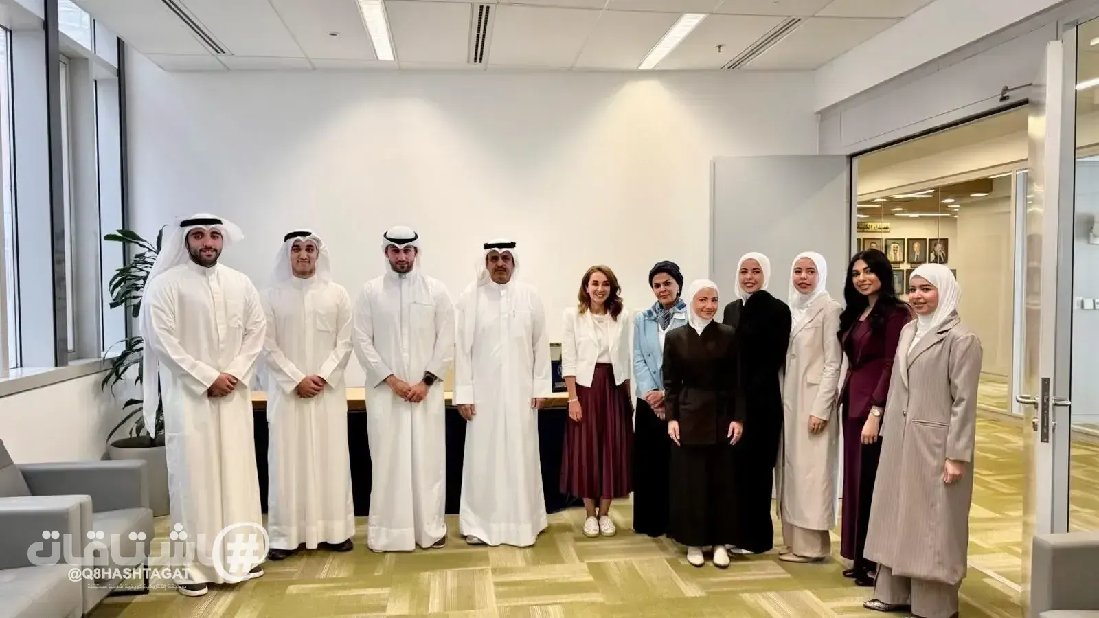 كلية العلوم الإدارية تكرّم الطلبة المتميزين في برنامج «أثر» والفائزين في منافسات الأدوار التأهيلية لدوري المناظرات