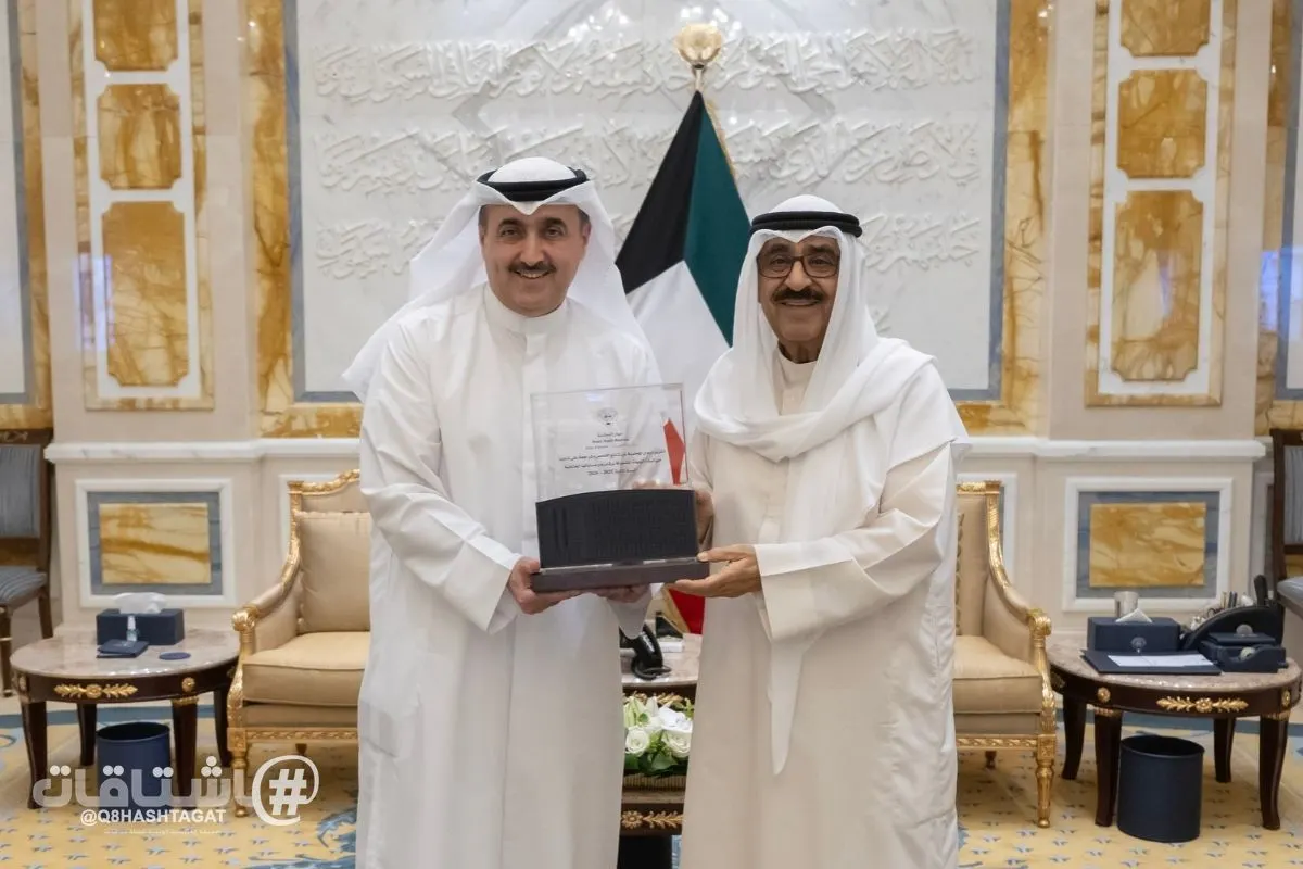 سمو الأمير يستقبل رئيس ديوان المحاسبة عصام الرومي ويستلم منه تقرير المحاسبة لعام «2025/2026»
