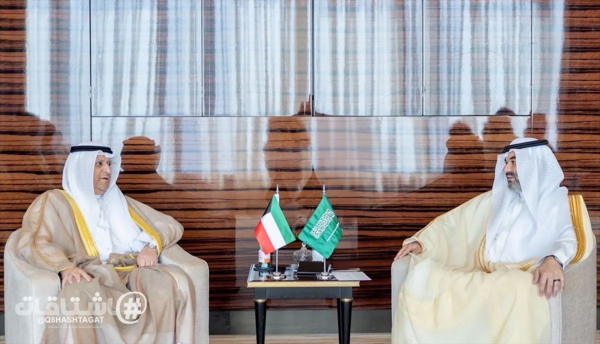 وزيرا الاتصالات الكويتي والسعودي يبحثان التعاون في تطوير البنية التحتية وتعزيز التحول الرقمي