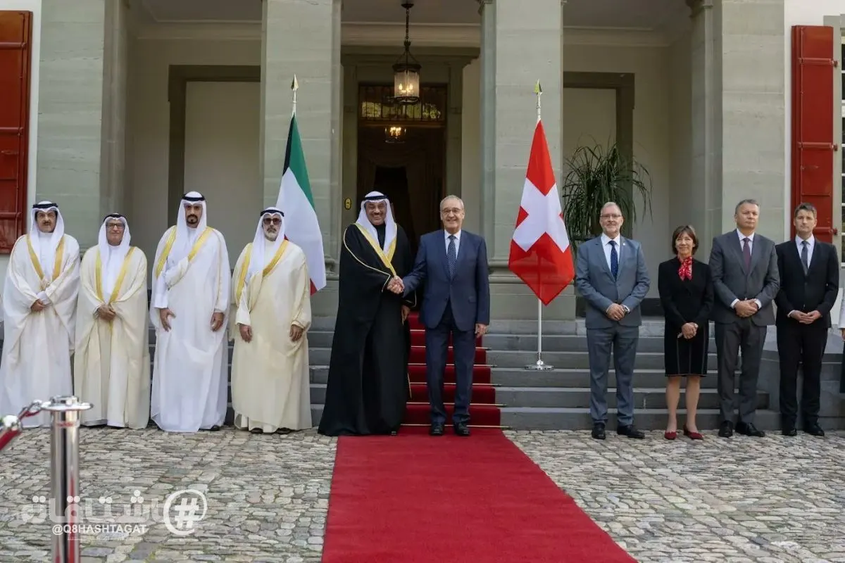 سمو ولي العهد يلتقي رئيس الاتحاد السويسري بقصر لون في مراسم استقبال رسمية