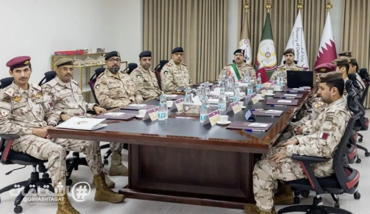 رئيس هيئة الخدمة الوطنية يبحث في قطر سبل تعزيز التعاون العسكري وتبادل الخبرات