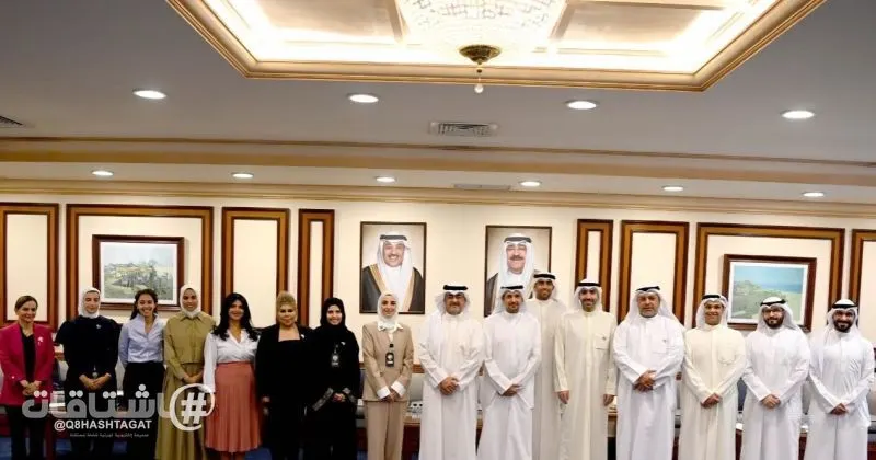 محافظ العاصمة الشيخ عبدالله سالم العلي يستقبل فريق حديقة الشهيد ويؤكد على ترسيخ قيم التقدير وإبراز النماذج الإيجابية