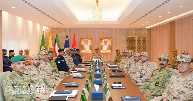 اللجنة العسكرية العليا تبحث تعزيز الجاهزية والتنسيق الأمني