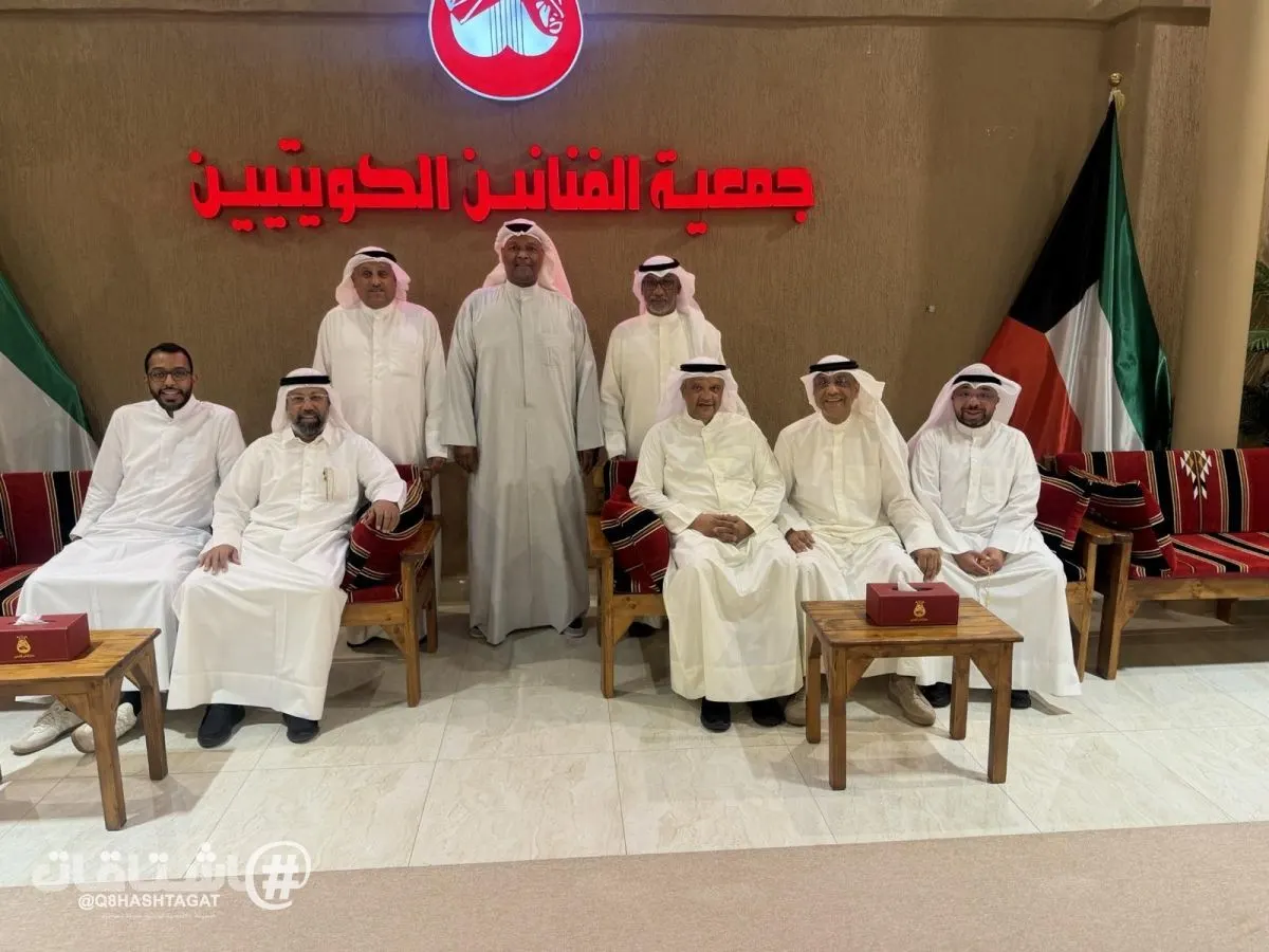 ممثلو الفرق الشعبية: العمل بروح الفريق الواحد