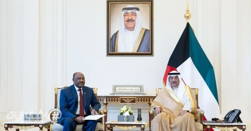 سمو الأمير يتسلم رسالة خطية من رئيس مجلس السيادة الانتقالي بالسودان تسلمها سمو ولي العهد