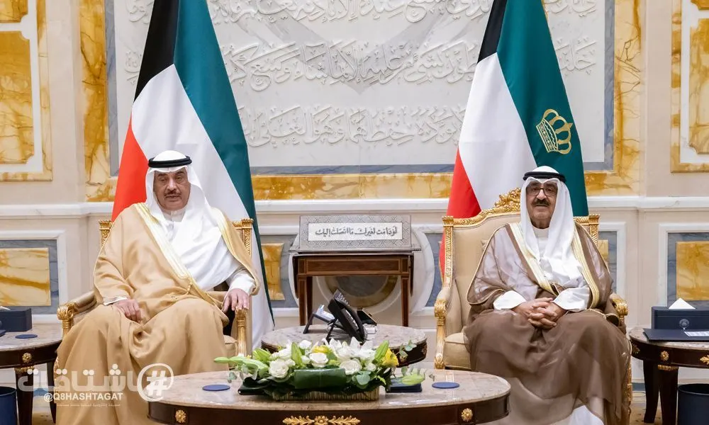 سمو أمير البلاد يستقبل سمو ولي العهد وسمو رئيس مجلس الوزراء والنائب الأول ووزيري الدفاع والخارجية