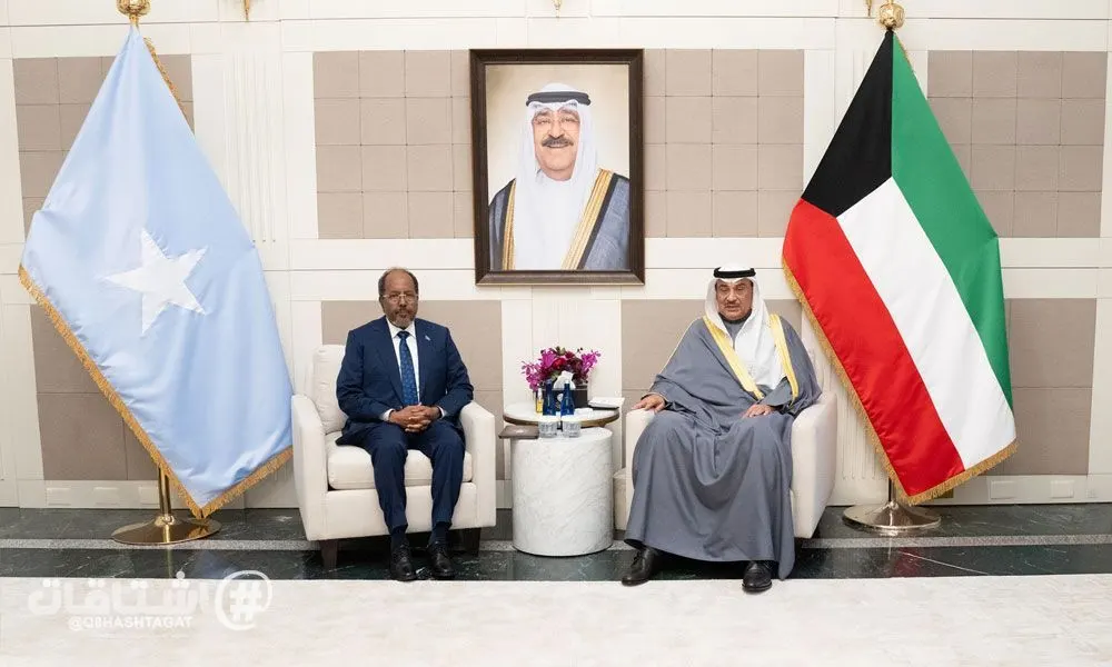 ممثل سمو أمير البلاد سمو ولي العهد يستقبل الرئيس الصومالي في مقر الكويت لدى الأمم المتحدة بنيويورك